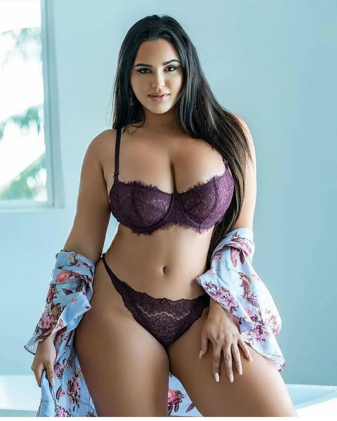 Isha - Premium Escort Profile
